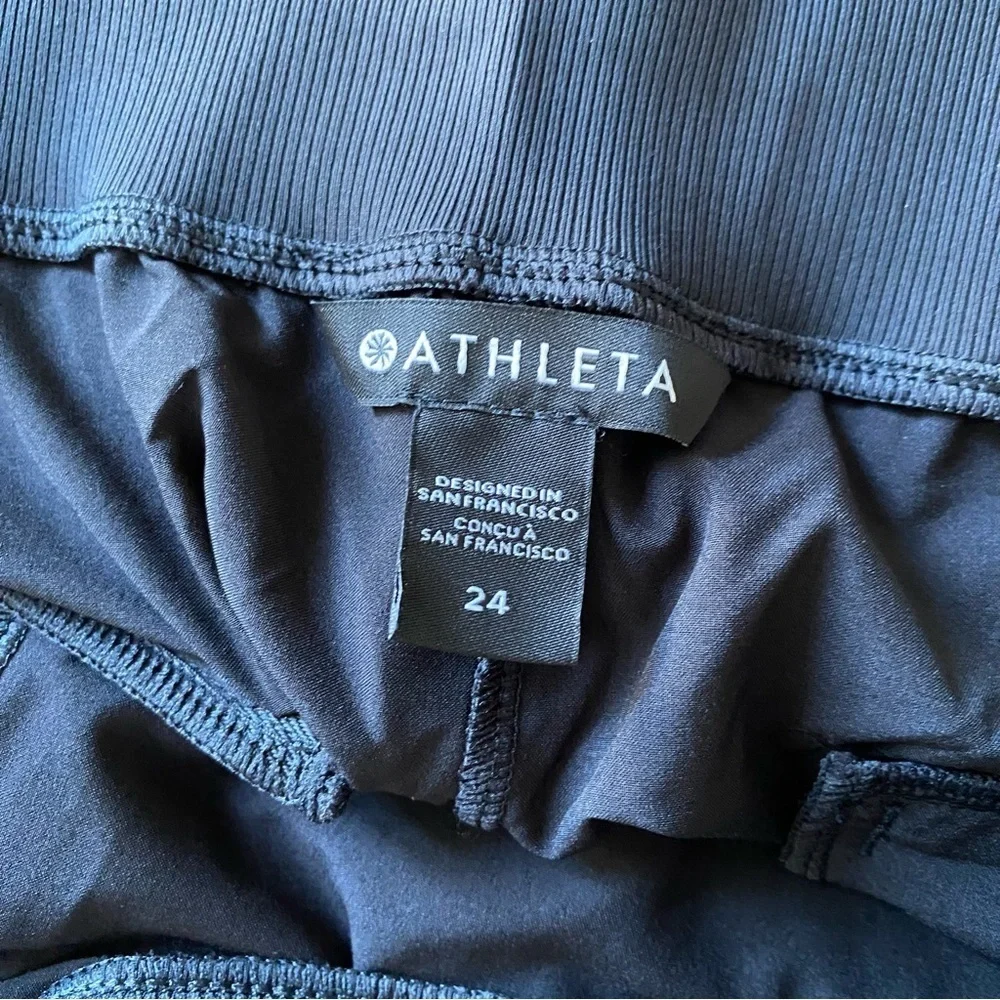 NWOT Athleta Nolita Slim Tapered Cropped Pants Black 24 - Picture 6 of 8